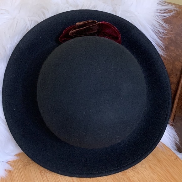 Saks Fifth Avenue Black Made in Italy Felted Wool Velvet Floral Detail Brim Hat main image 9
